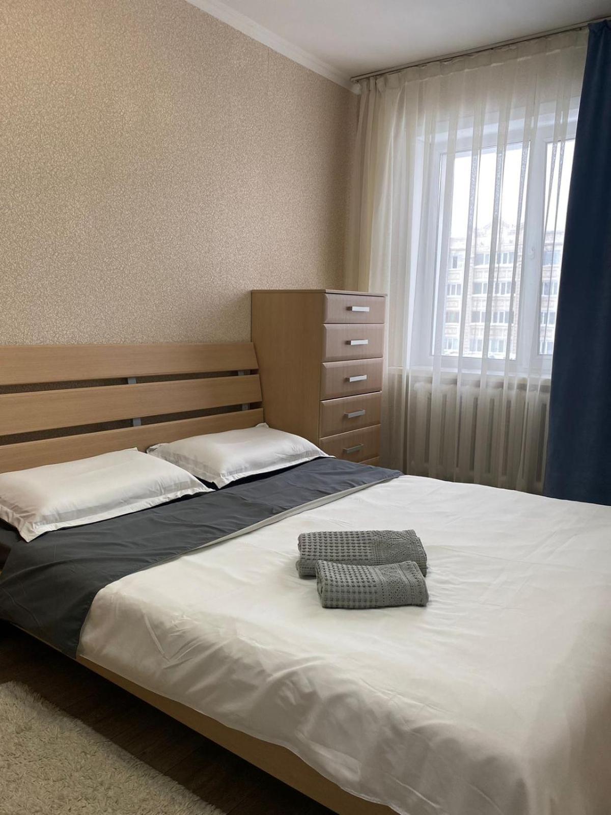 2кмн по проспекту республики 8 Apartment